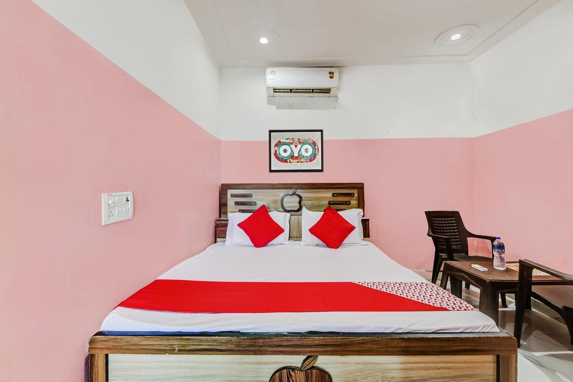 Rewāri Hotel O D.K. Palace מראה חיצוני תמונה